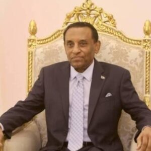 رئيس وزراء السودان يلمح بمصالحة الإمارات.. “حوار”