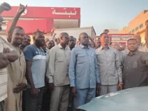 “الوقود”.. والي الخرطوم يضرب بيد من حديد